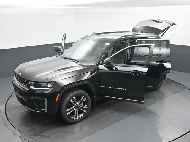 Nuevos JEEP GRAND CHEROKEE à Estados chez autogozo
