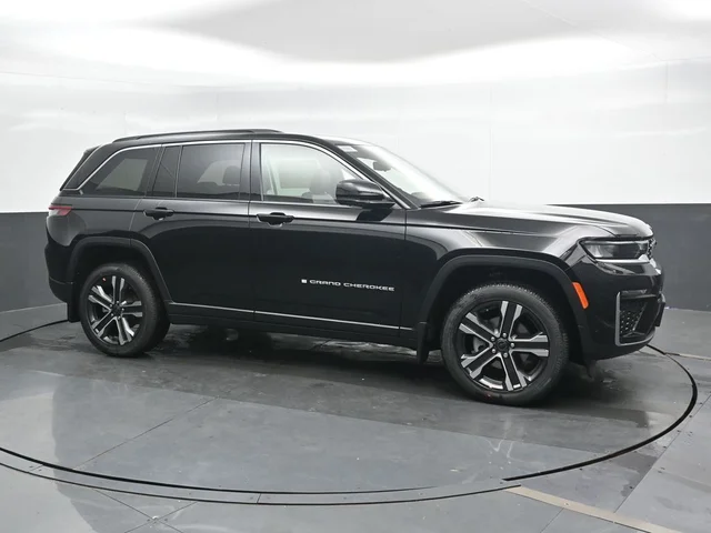 Nuevos JEEP GRAND CHEROKEE à Estados chez autogozo
