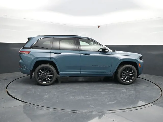 Nuevos JEEP GRAND CHEROKEE à Estados chez autogozo