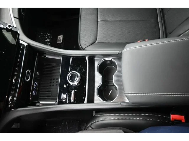 Nuevos JEEP GRAND CHEROKEE à Estados chez autogozo