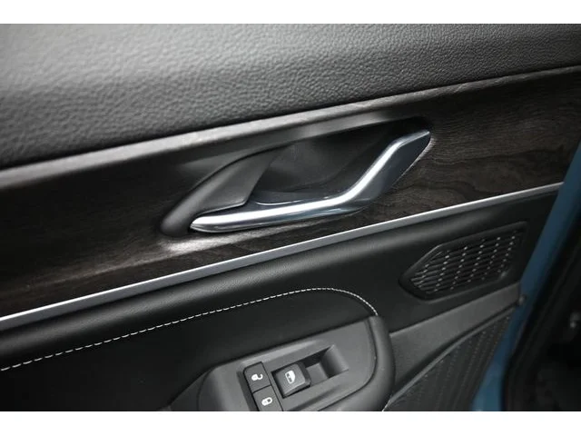 Nuevos JEEP GRAND CHEROKEE à Estados chez autogozo