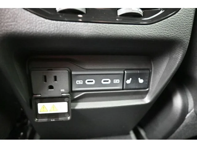 Nuevos JEEP GRAND CHEROKEE à Estados chez autogozo