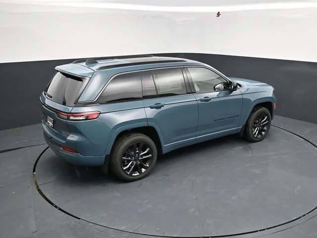 Nuevos JEEP GRAND CHEROKEE à Estados chez autogozo