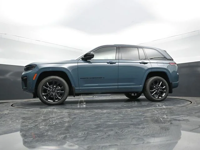 Nuevos JEEP GRAND CHEROKEE à Estados chez autogozo
