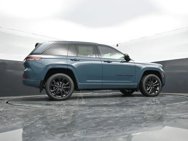Nuevos JEEP GRAND CHEROKEE à Estados chez autogozo