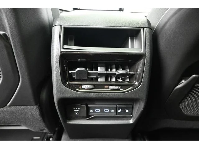 Nuevos JEEP GRAND CHEROKEE à Estados chez autogozo