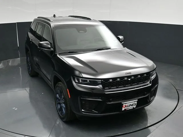 Nuevos JEEP GRAND CHEROKEE à Estados chez autogozo