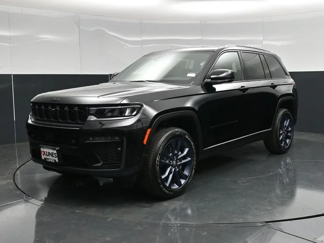 Nuevos JEEP GRAND CHEROKEE à Estados chez autogozo