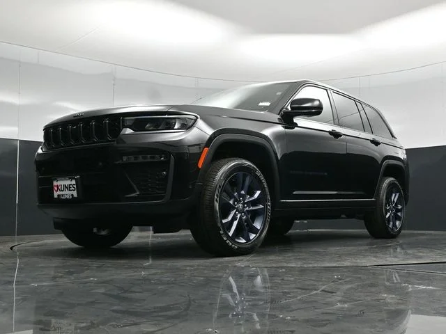 Nuevos JEEP GRAND CHEROKEE à Estados chez autogozo