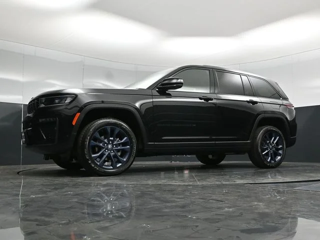 Nuevos JEEP GRAND CHEROKEE à Estados chez autogozo
