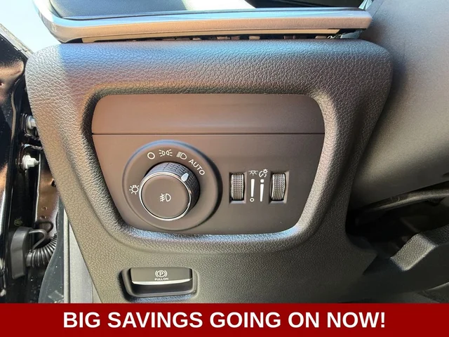 Nuevos JEEP GRAND CHEROKEE à Estados chez autogozo