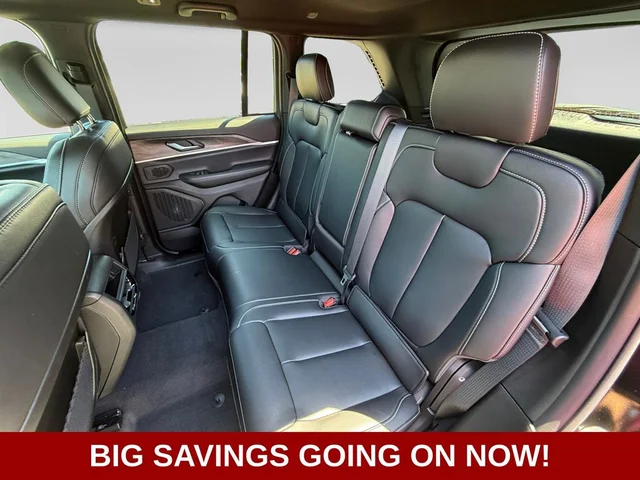 Nuevos JEEP GRAND CHEROKEE à Estados chez autogozo