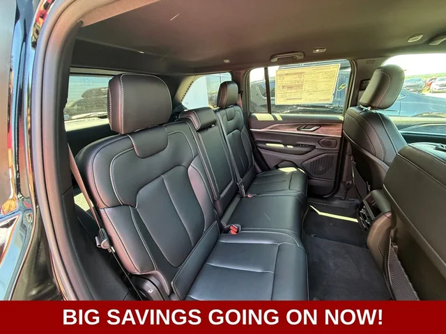 Nuevos JEEP GRAND CHEROKEE à Estados chez autogozo