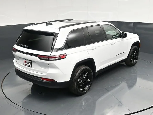 Nuevos JEEP GRAND CHEROKEE à Estados chez autogozo