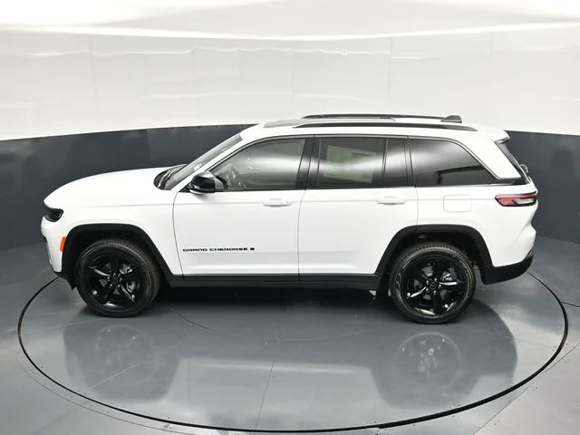Nuevos JEEP GRAND CHEROKEE à Estados chez autogozo