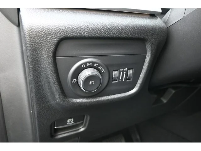 Nuevos JEEP GRAND CHEROKEE à Estados chez autogozo