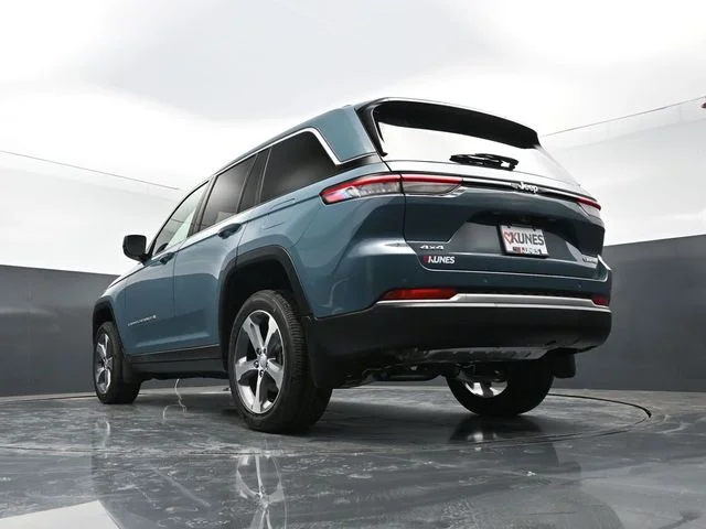 Nuevos JEEP GRAND CHEROKEE à Estados chez autogozo