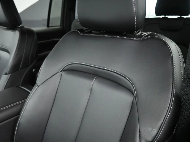 Nuevos JEEP GRAND CHEROKEE à Estados chez autogozo