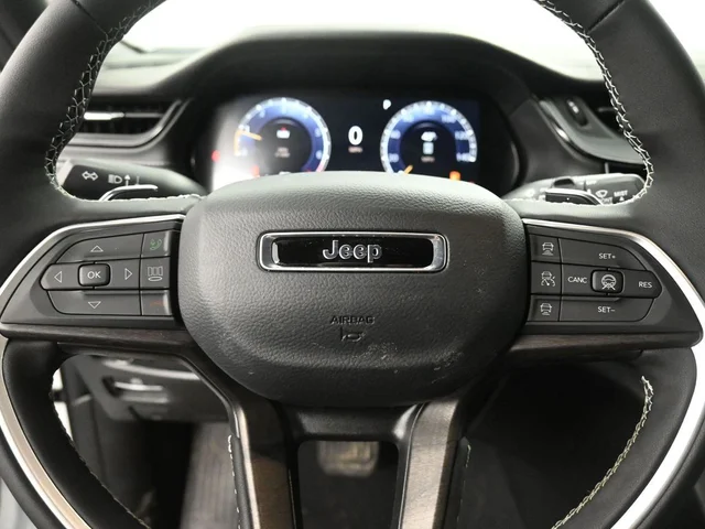Nuevos JEEP GRAND CHEROKEE à Estados chez autogozo