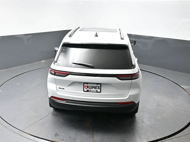 Nuevos JEEP GRAND CHEROKEE à Estados chez autogozo