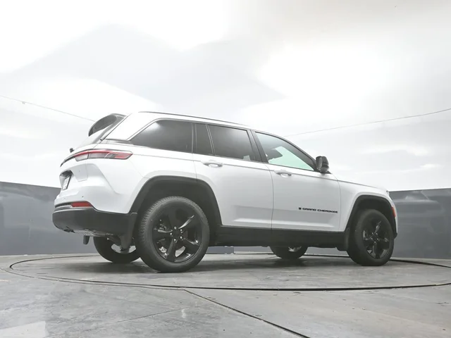 Nuevos JEEP GRAND CHEROKEE à Estados chez autogozo