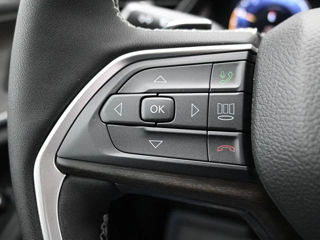 Nuevos JEEP GRAND CHEROKEE à Estados chez autogozo