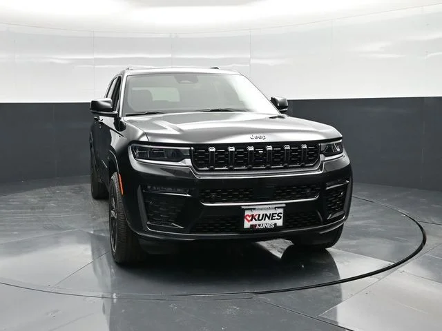 Nuevos JEEP GRAND CHEROKEE à Estados chez autogozo