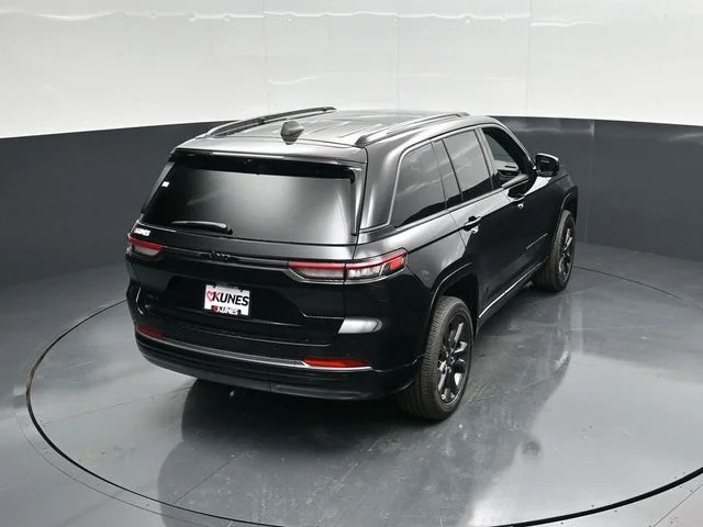 Nuevos JEEP GRAND CHEROKEE à Estados chez autogozo
