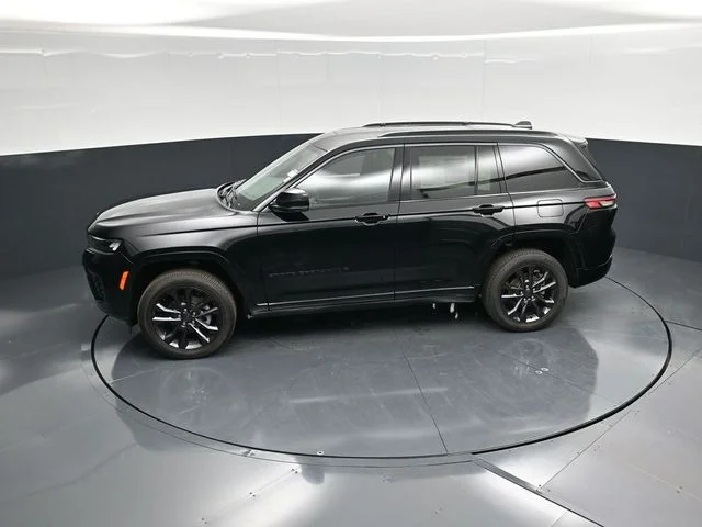 Nuevos JEEP GRAND CHEROKEE à Estados chez autogozo