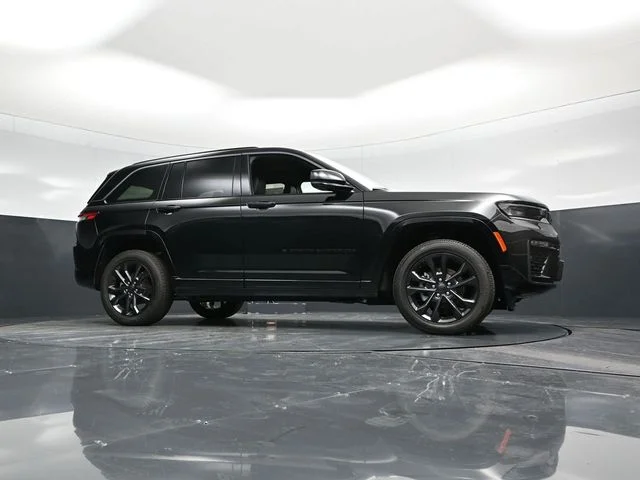 Nuevos JEEP GRAND CHEROKEE à Estados chez autogozo
