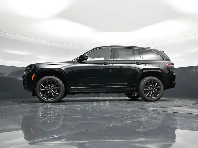 Nuevos JEEP GRAND CHEROKEE à Estados chez autogozo