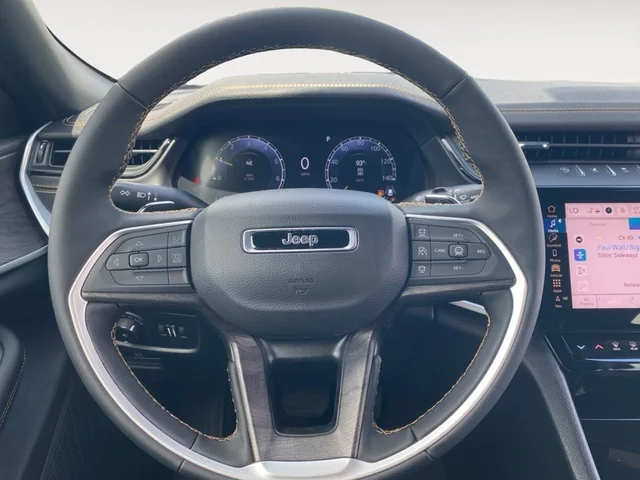 Nuevos JEEP GRAND CHEROKEE à Estados chez autogozo