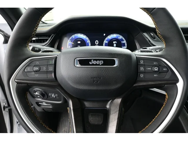 Nuevos JEEP GRAND CHEROKEE à Estados chez autogozo