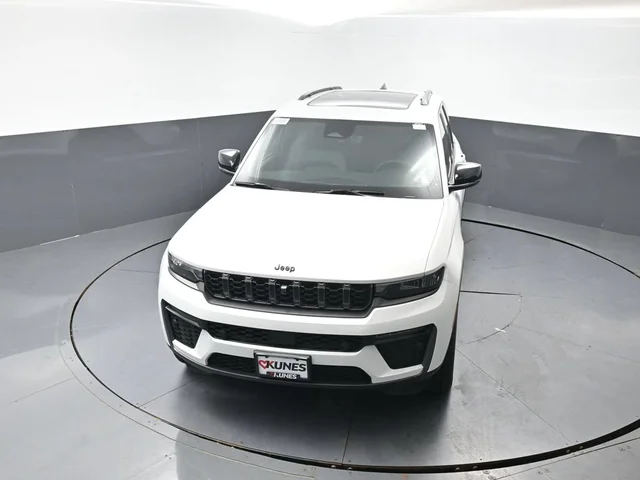 Nuevos JEEP GRAND CHEROKEE à Estados chez autogozo