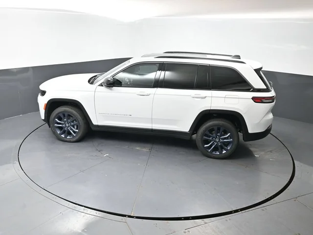 Nuevos JEEP GRAND CHEROKEE à Estados chez autogozo