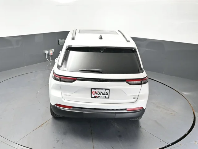 Nuevos JEEP GRAND CHEROKEE à Estados chez autogozo