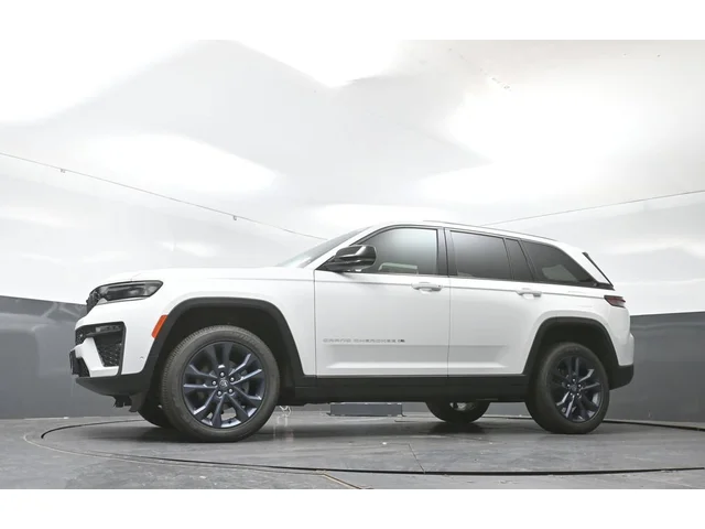 Nuevos JEEP GRAND CHEROKEE à Estados chez autogozo