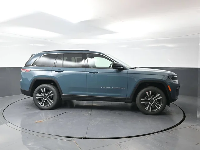 Nuevos JEEP GRAND CHEROKEE à Estados chez autogozo