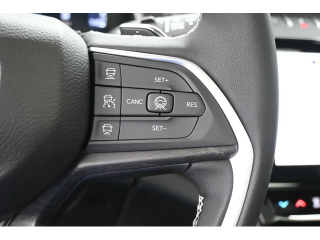 Nuevos JEEP GRAND CHEROKEE à Estados chez autogozo