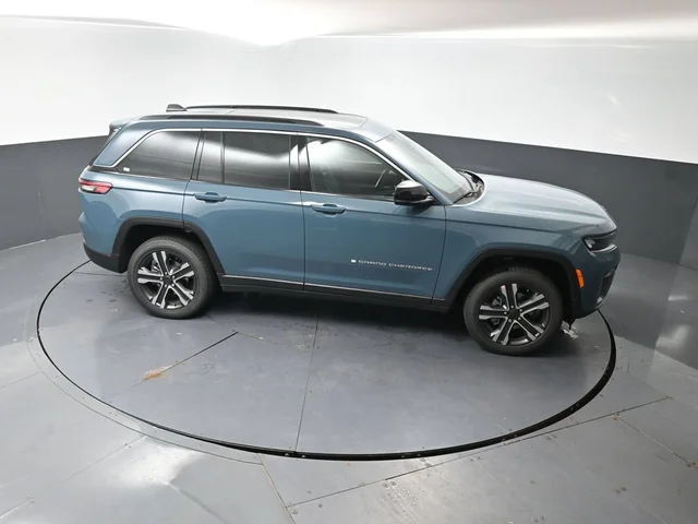 Nuevos JEEP GRAND CHEROKEE à Estados chez autogozo