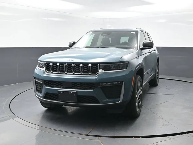 Nuevos JEEP GRAND CHEROKEE à Estados chez autogozo