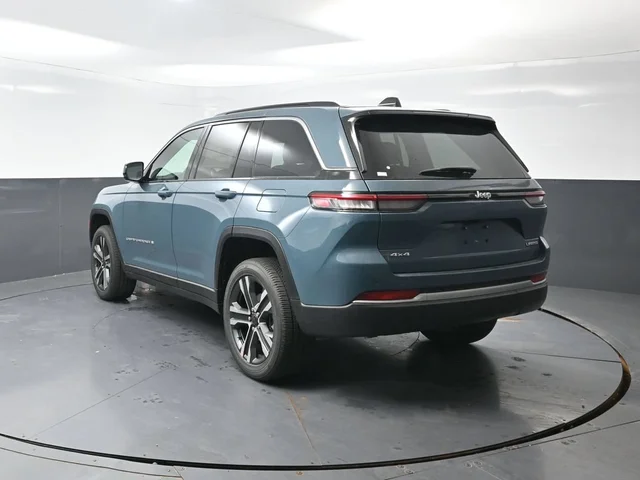 Nuevos JEEP GRAND CHEROKEE à Estados chez autogozo