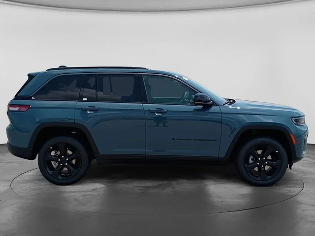 Nuevos JEEP GRAND CHEROKEE à Estados chez autogozo
