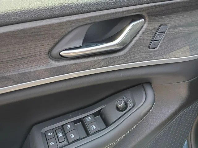Nuevos JEEP GRAND CHEROKEE à Estados chez autogozo