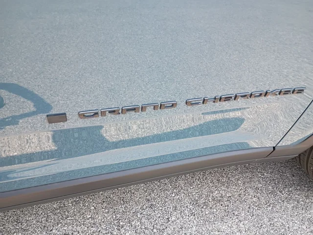 Nuevos JEEP GRAND CHEROKEE à Estados chez autogozo