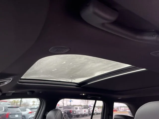 Nuevos JEEP GRAND CHEROKEE à Estados chez autogozo