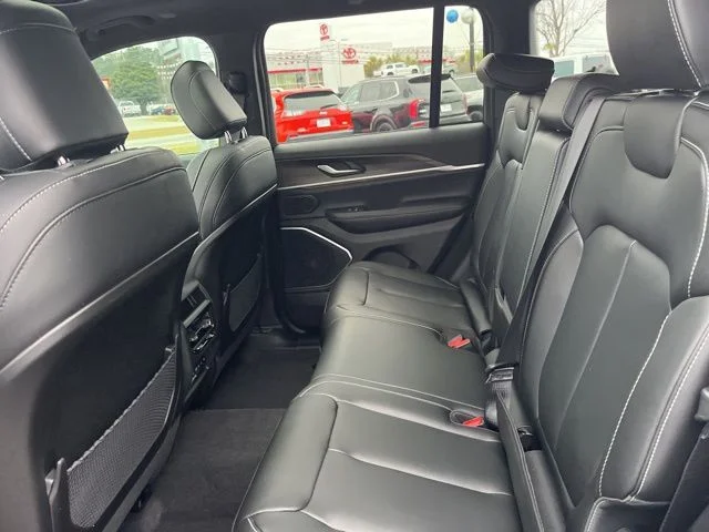 Nuevos JEEP GRAND CHEROKEE à Estados chez autogozo
