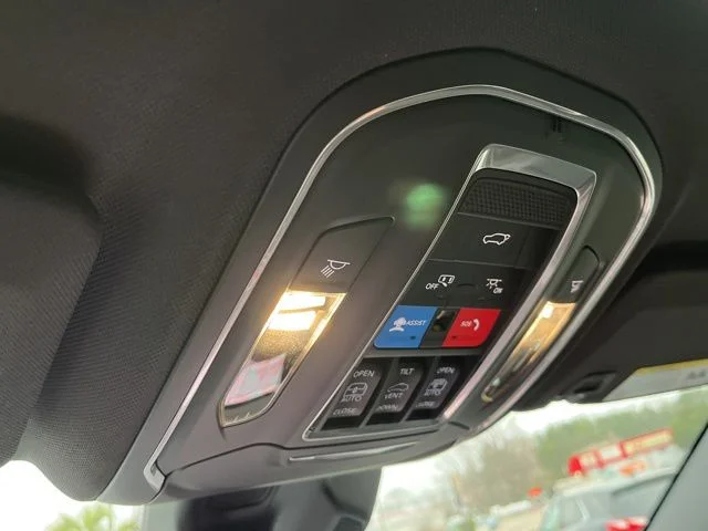Nuevos JEEP GRAND CHEROKEE à Estados chez autogozo