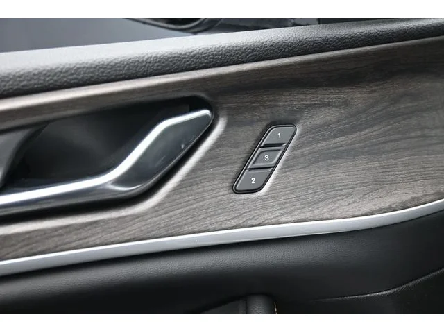 Nuevos JEEP GRAND CHEROKEE à Estados chez autogozo