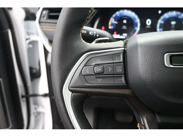 Nuevos JEEP GRAND CHEROKEE à Estados chez autogozo